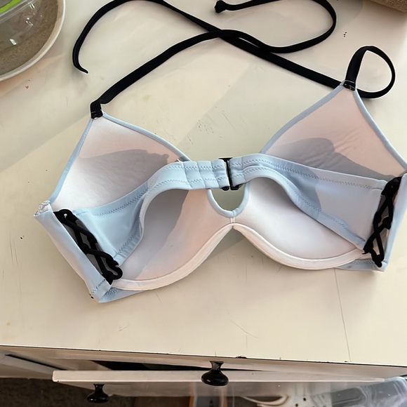 PINK: large sky blue swim suit top - Picture 2 of 3